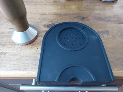 Tamp Mat Corner Bench